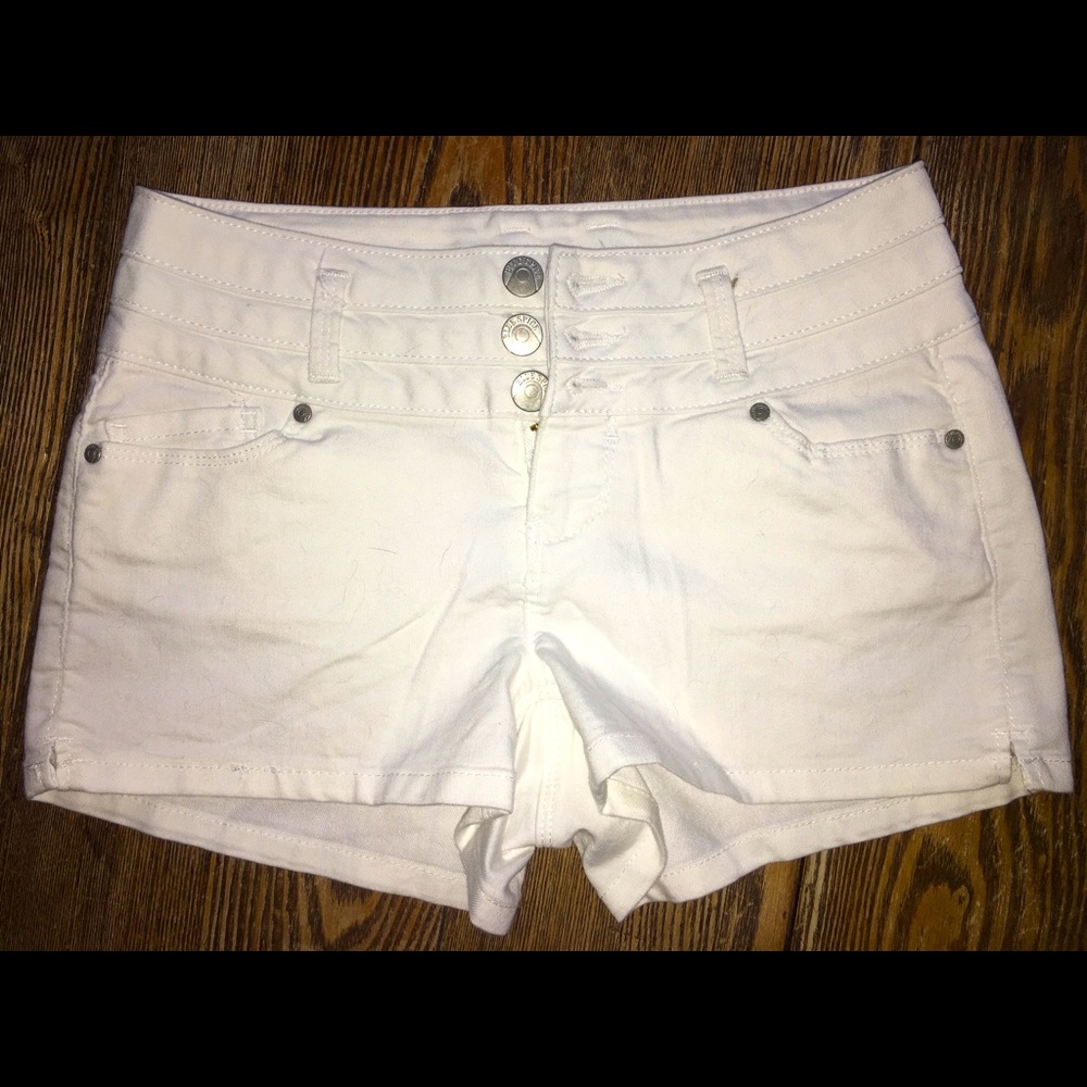 Like new high waist white short-shorts size:0
